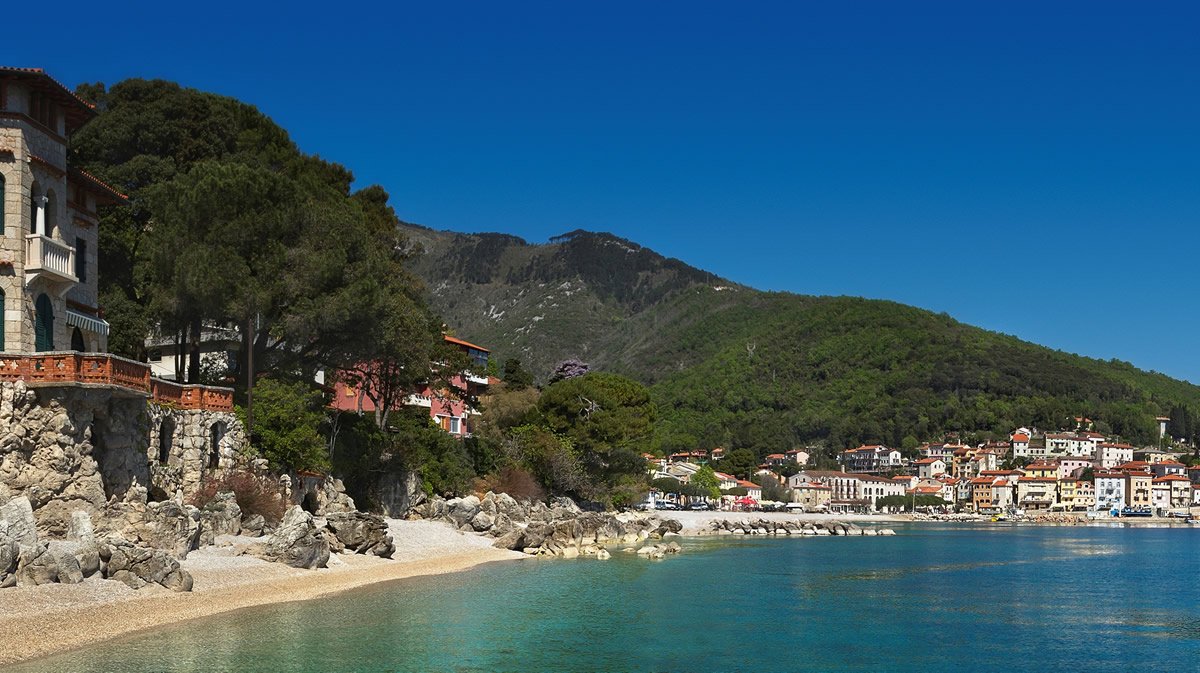 The coastal walk near Mošćenička Draga